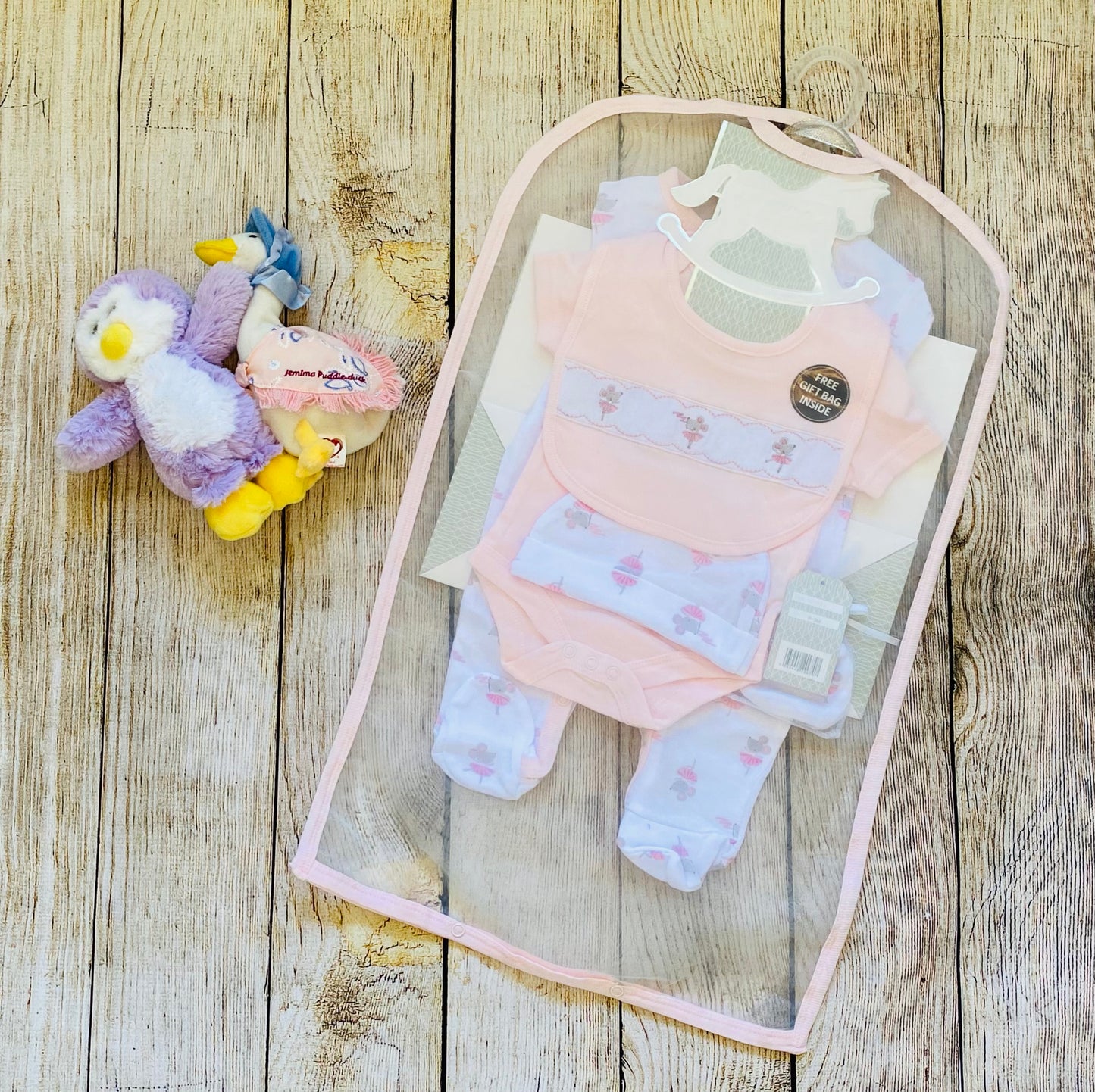 Baby 5 Piece Gift Set Layette with FREE gift bag - Mouse design